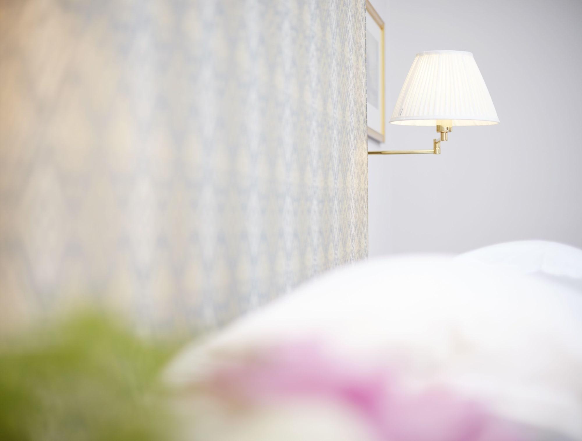 โรงแรมดิโพลแมต สต็อกโฮล์ม ภายนอก รูปภาพ Wall light